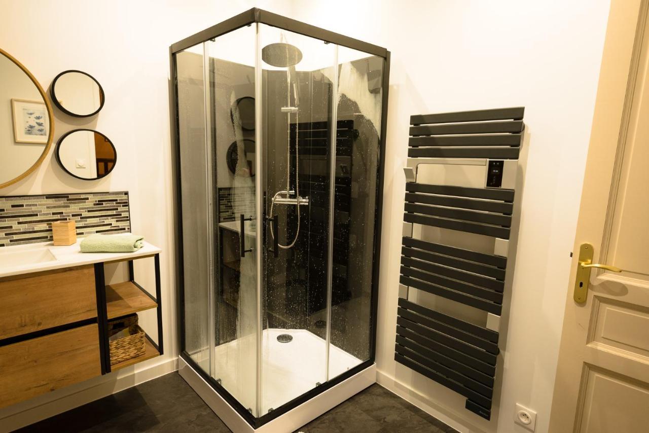 Gite De Charme Avec Spa, Baie Du Mont St Michel Sougeal Ngoại thất bức ảnh