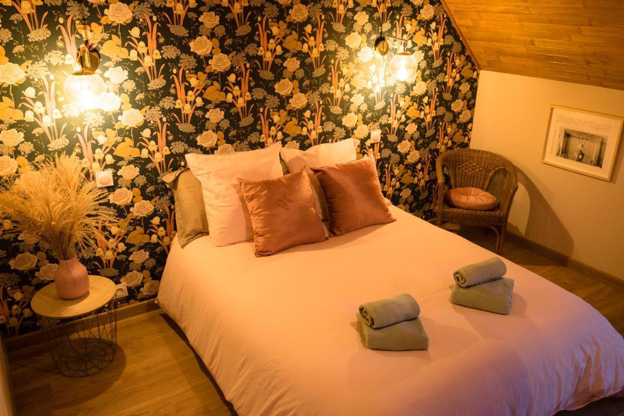 Gite De Charme Avec Spa, Baie Du Mont St Michel Sougeal Ngoại thất bức ảnh